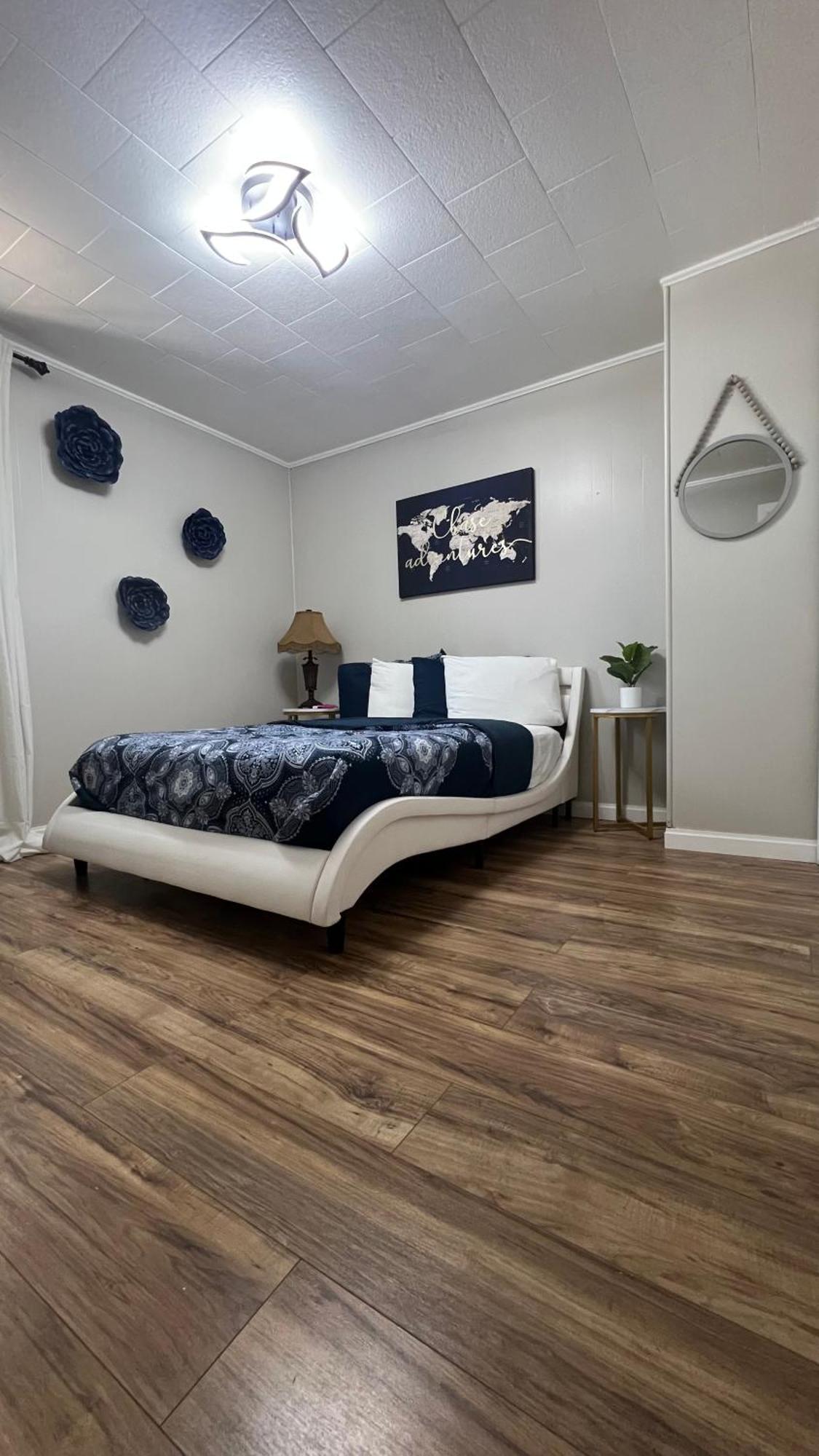 Cozy Buffalo Home-Sleeps 3 Lackawanna Экстерьер фото